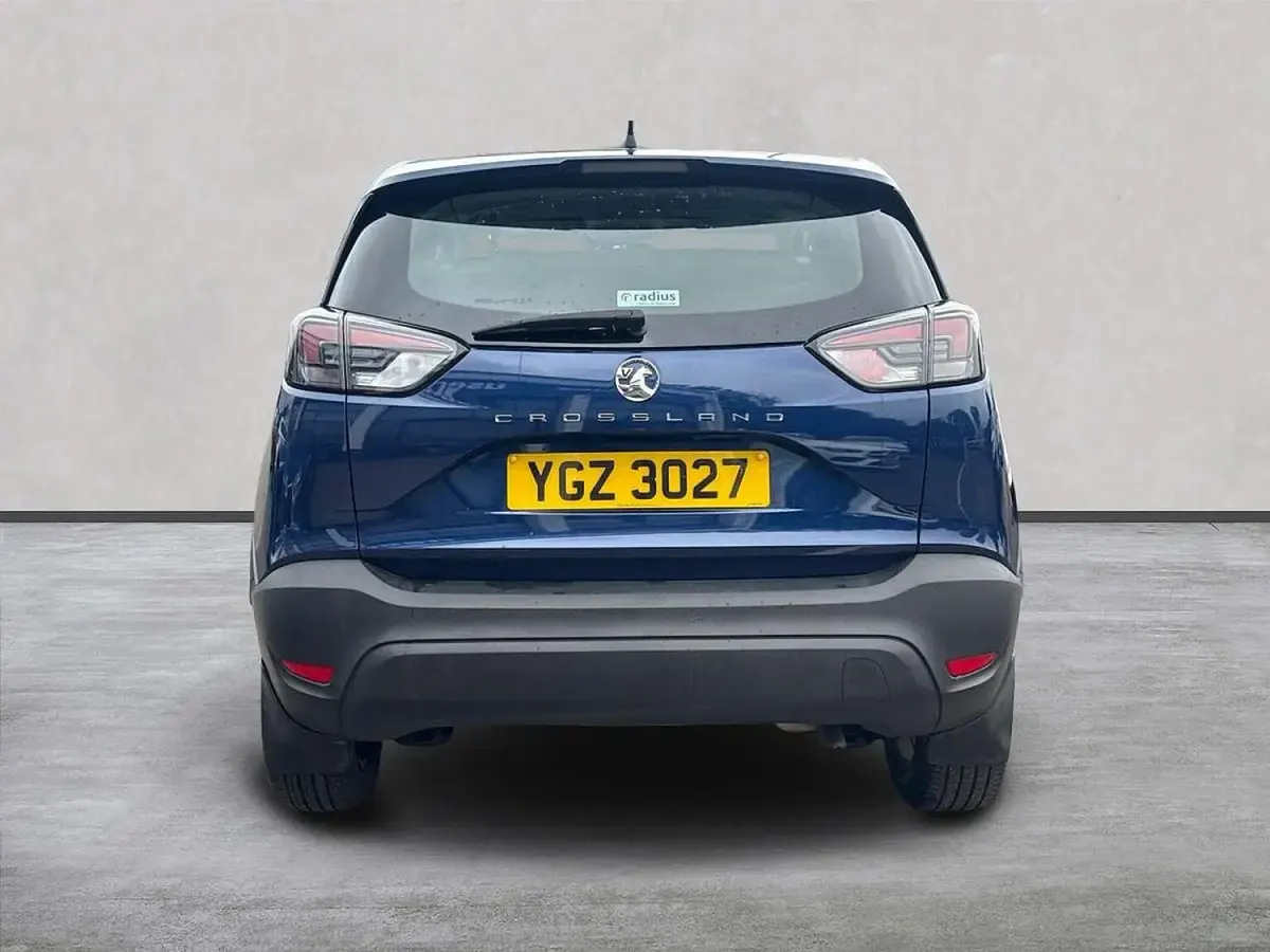Used Vauxhall Crossland Design Edition 110 HP (80 kW) 2022 Blue SUV
