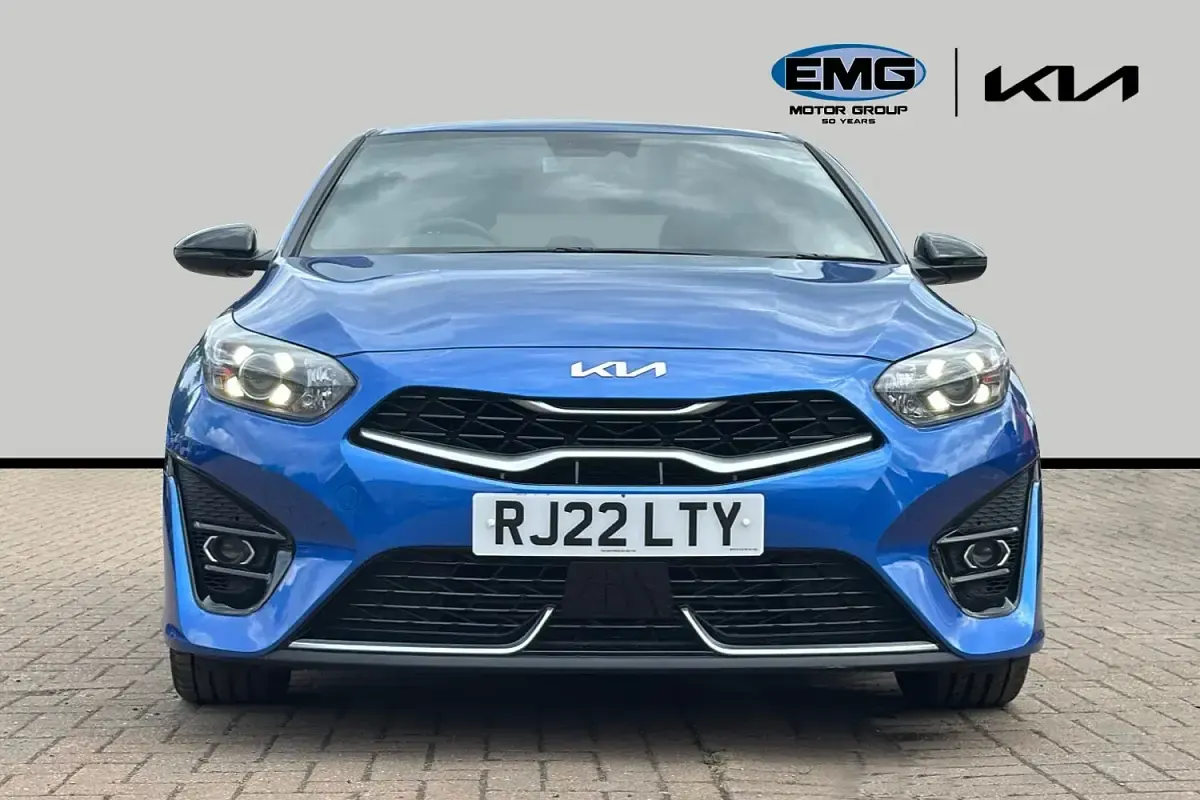 Used Kia Ceed GT GT-Line 158 HP (116 kW) 2022 Blue flame Hatchback