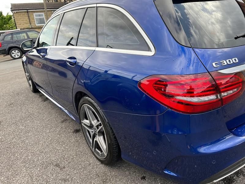 Used Mercedes C300 AMG Line Premium 258 HP (189 kW) 2019 Blue Estate