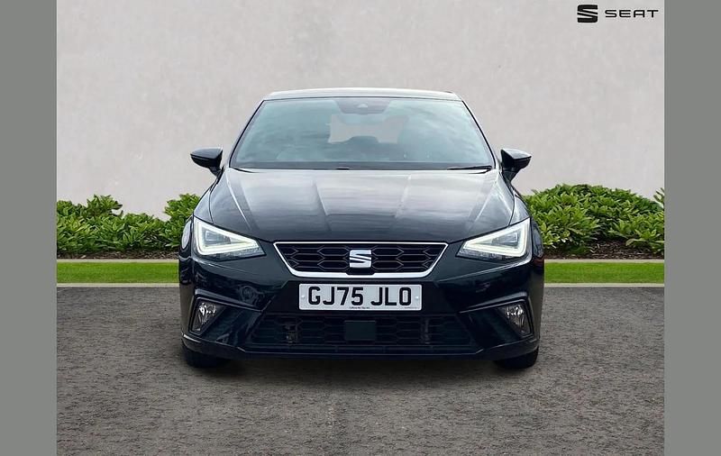 Used Seat Ibiza FR Sport 113 HP (83 kW) 2025 Black Hatchback