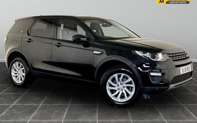 Black Used 2018 Land Rover Discovery Sport SE SUV | £11,895 (Fair price) - Image 1/2