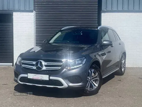 Begagnad Mercedes GLC220 Executive 2017 Grå Kombi