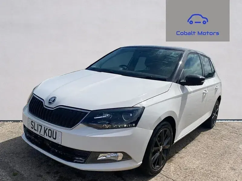 Used Skoda Fabia Colour Edition 75 HP (55 kW) 2017 White Hatchback