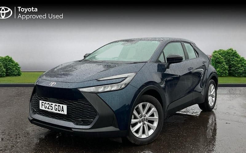 Used Toyota C-HR 140 HP (102 kW) 2025 Blue SUV