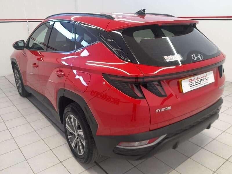 Used Hyundai Tucson SE 2022 Red SUV