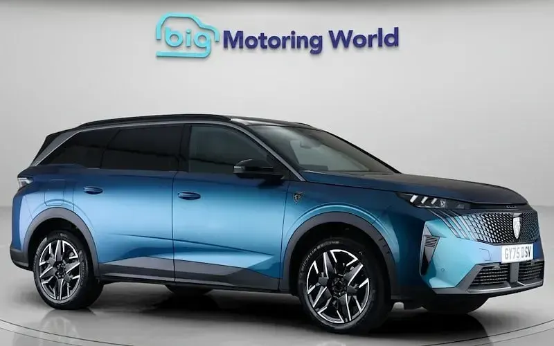 Used Peugeot 5008 Allure 145 HP (106 kW) 2025 SUV