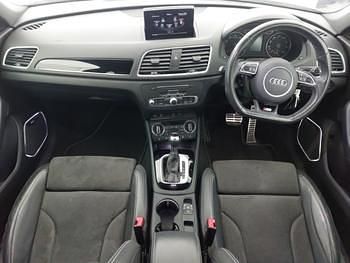 Second-hand Audi Q3 Black Edition 150 CP (110 kW) 2018 Gri SUV