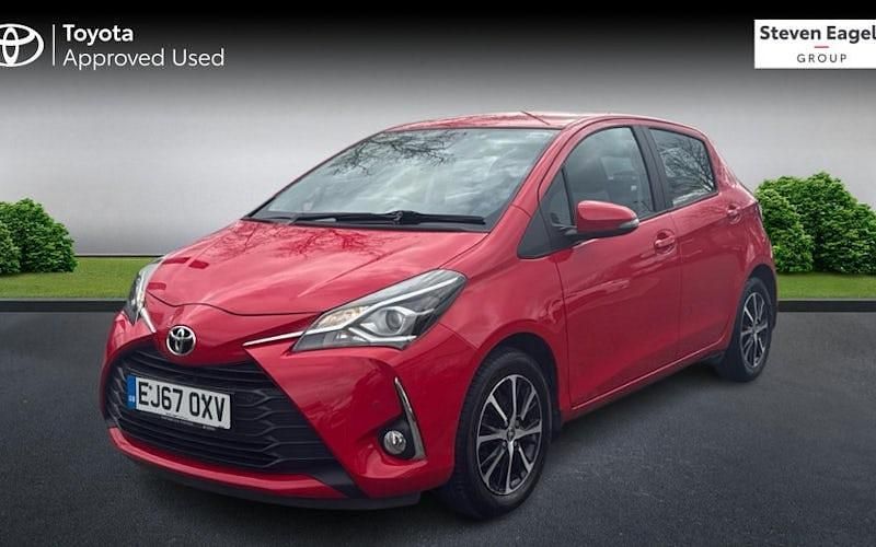 Begagnad Toyota Yaris 69 HK (50 kW) 2018 Halvkombi