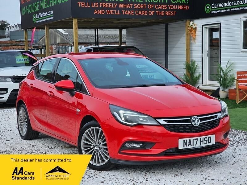 Used Vauxhall Astra Elite 136 HP (100 kW) 2017 Red Hatchback