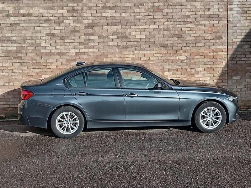 Used BMW 330e Comfort Edition 252 HP (185 kW) 2017 Grey Sedan
