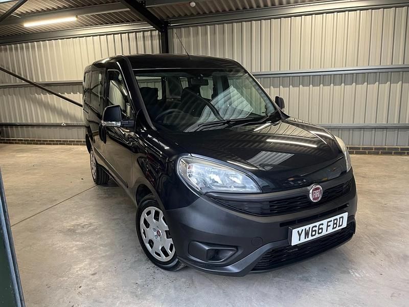 Black Used 2017 Fiat Doblò Pop MPV | £7,795 (Good price) - Image 1/4