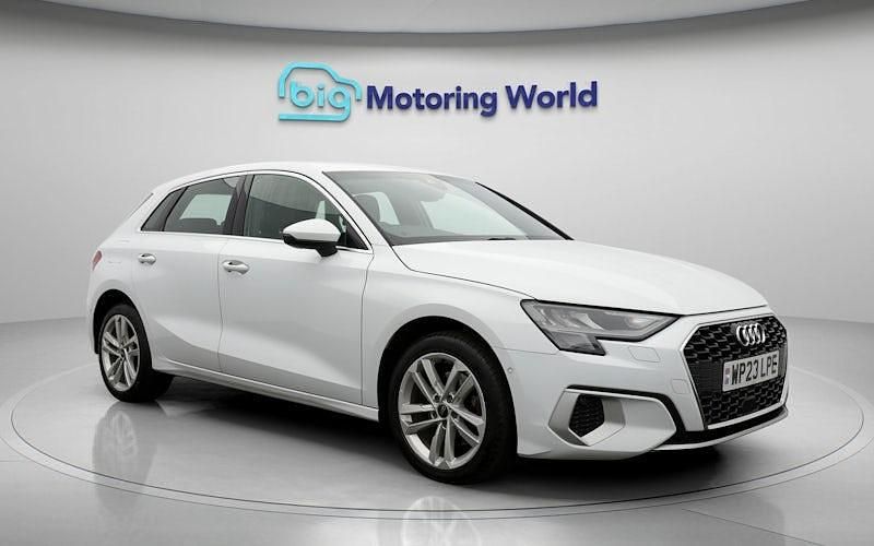 Used Audi A3 Sportback e-tron Sport 204 HP (150 kW) 2025 Hatchback