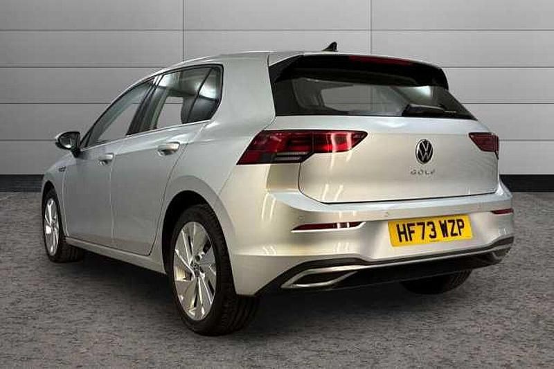Used VW Golf VIII 150 HP (110 kW) 2023