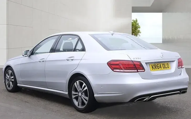 Used Mercedes E220 SE 177 HP (130 kW) 2014 Silver Sedan
