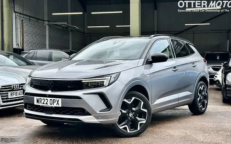 Usado Vauxhall Grandland X Ultimate 131 HP (96 kW) 2024 SUV