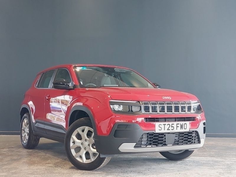 Solid ruby New 2025 Jeep Avenger Altitude SUV | £23,498 (Fair price) - Image 1/4