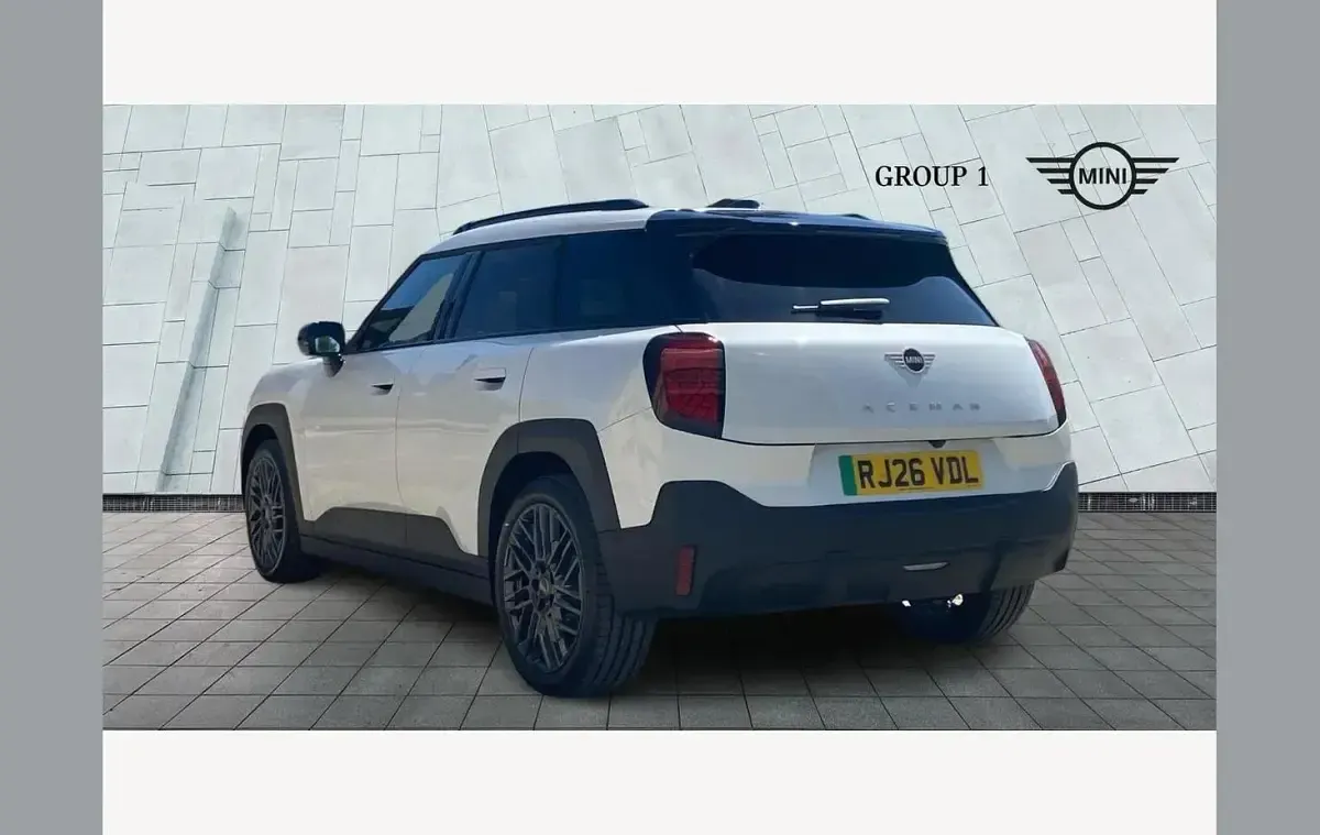 New Mini Aceman 135 kW (184 HP) 2026 White SUV