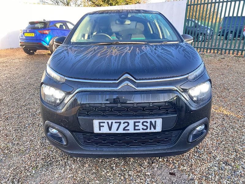 Used Citroën C3 Shine 100 HP (73 kW) 2022 Black Hatchback