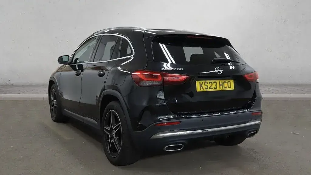 Used Mercedes GLA200 Executive 163 HP (119 kW) 2023 Black SUV