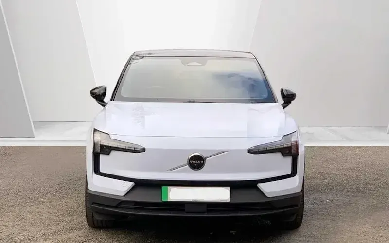 New Volvo EX30 Plus 200 kW (272 HP) 2025 Blue SUV