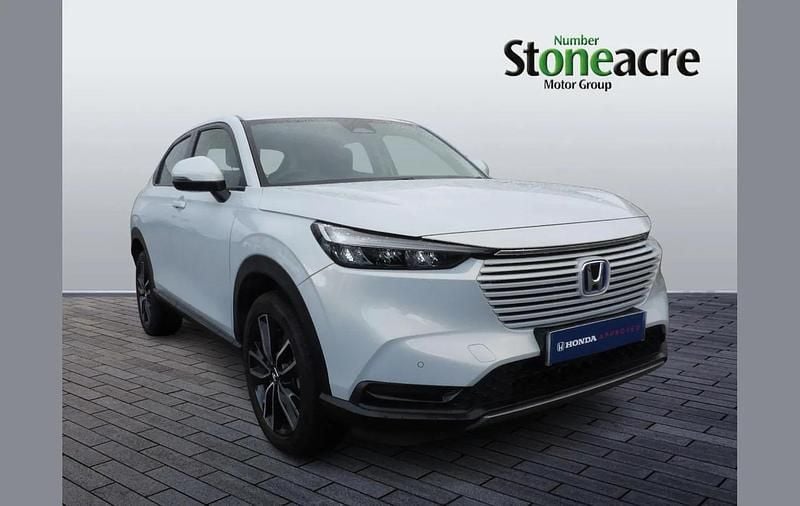 Used Honda HR-V Elegance 152 HP (111 kW) 2022 White SUV