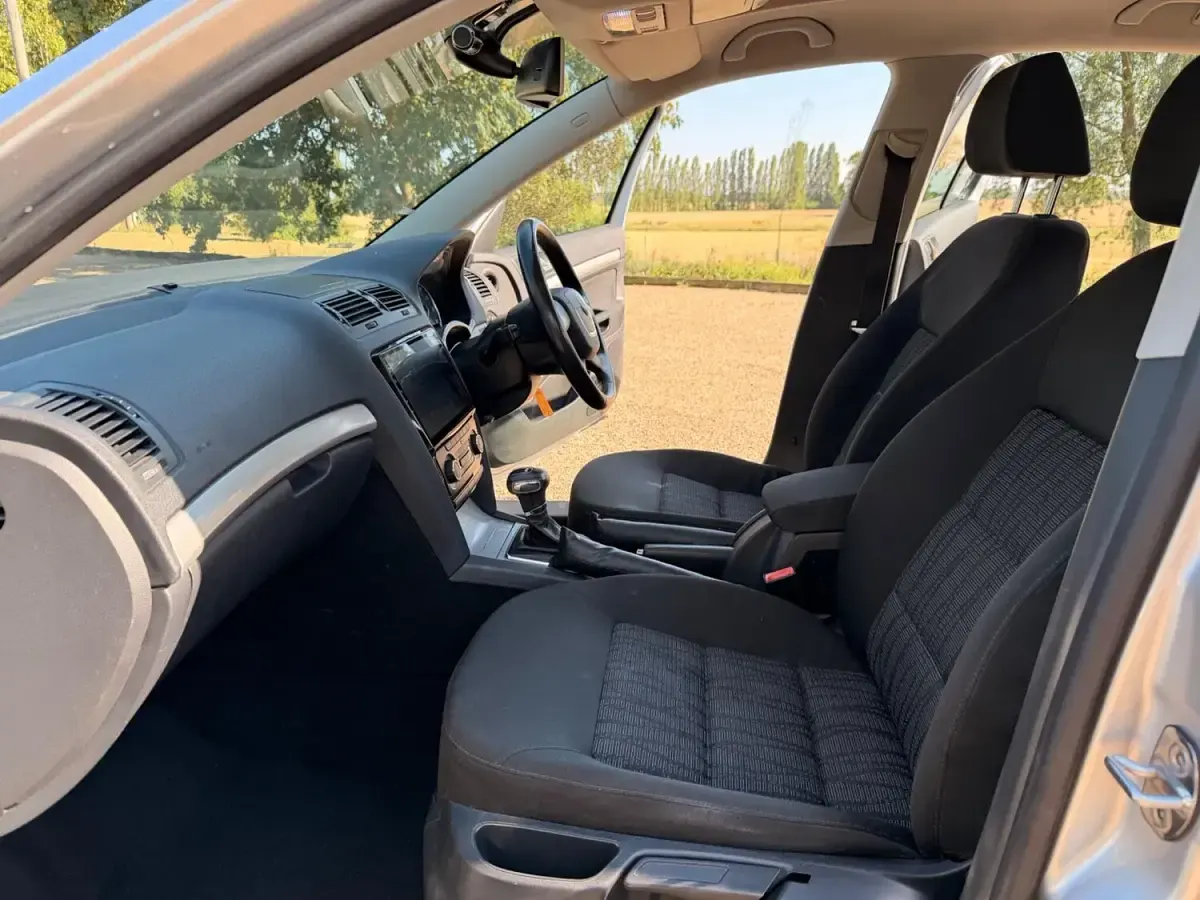 Used Skoda Octavia Elegance 122 HP (89 kW) 2010 Silver Hatchback