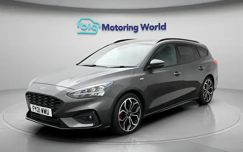 Used Ford Focus ST-Line X 120 HP (88 kW) 2021 Grey Estate