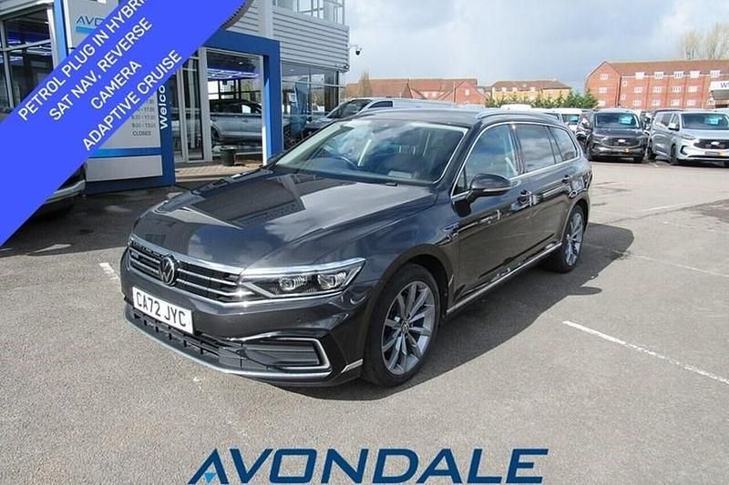Used VW Passat Advance 218 HP (160 kW) 2022 Grey Estate