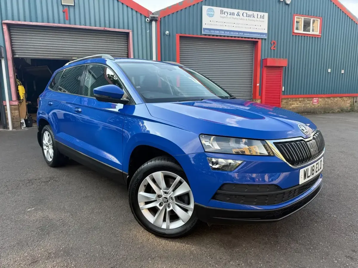 Used Skoda Karoq SE Technology 116 HP (85 kW) 2018 Blue SUV