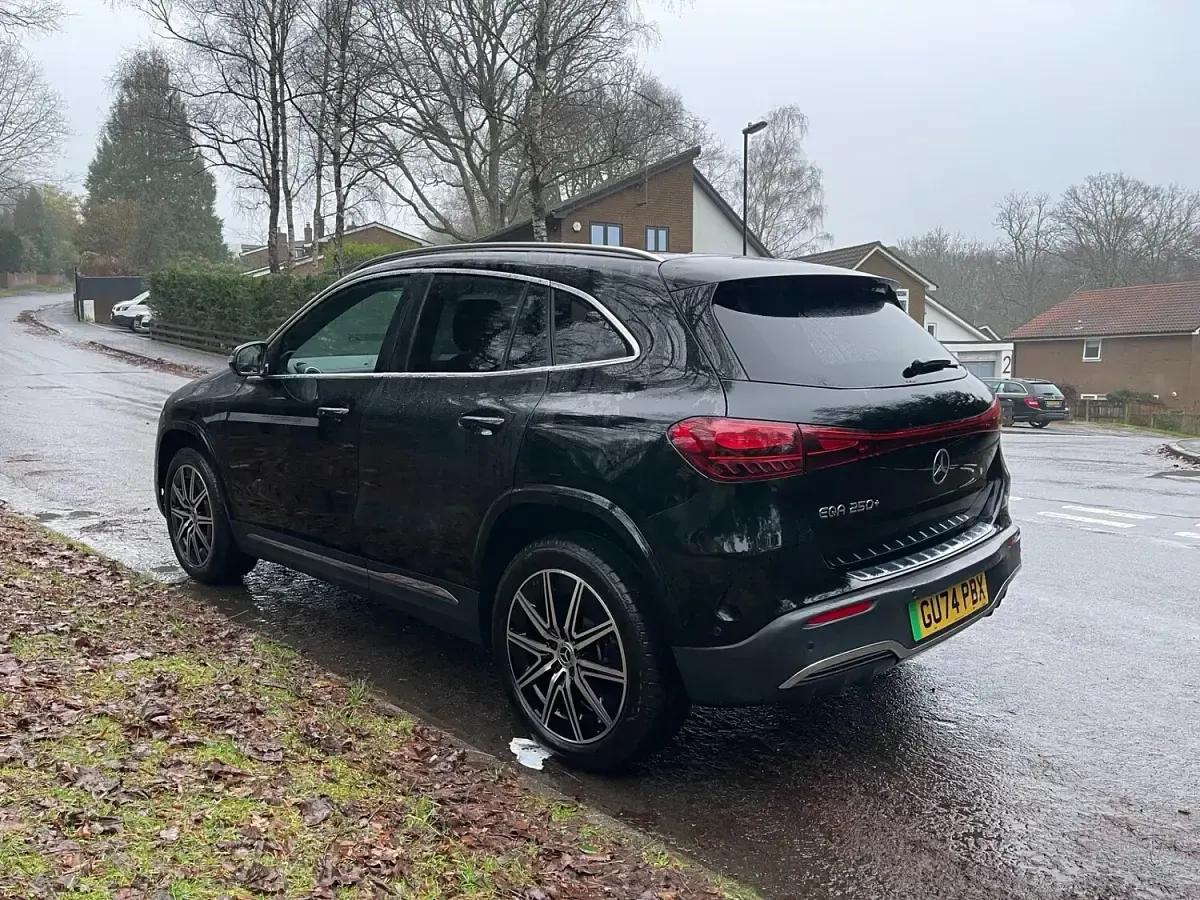 Used Mercedes EQA250+ Executive 139 kW (190 HP) 2024 Black SUV