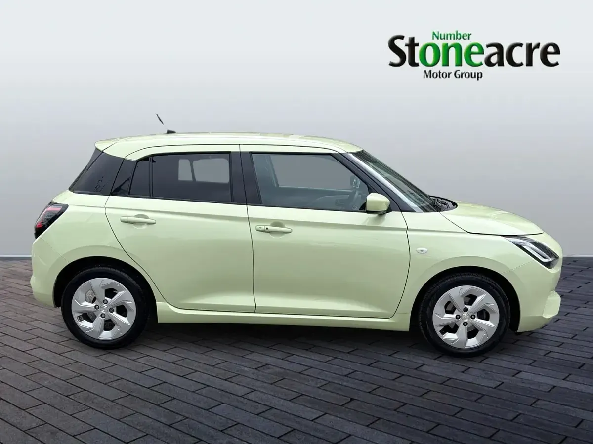 Used Suzuki Swift 82 HP (60 kW) 2024 Yellow Hatchback