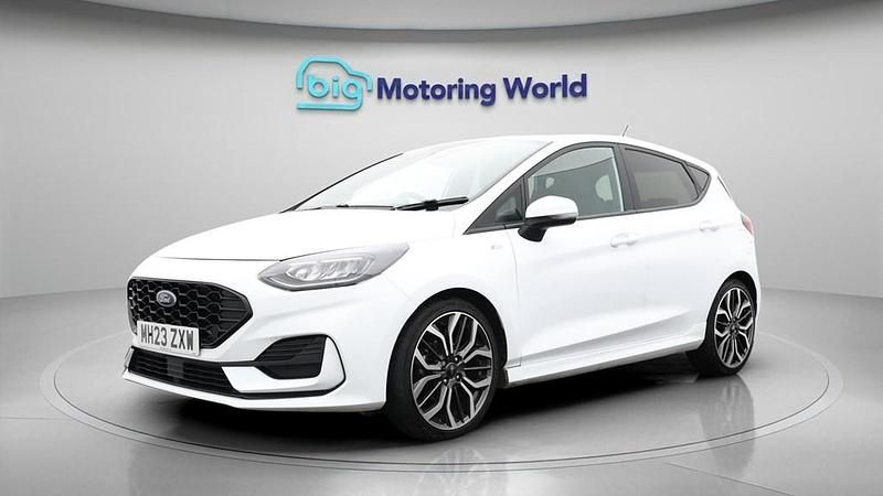 Used Ford Fiesta ST-Line X 125 HP (91 kW) 2023 White Hatchback