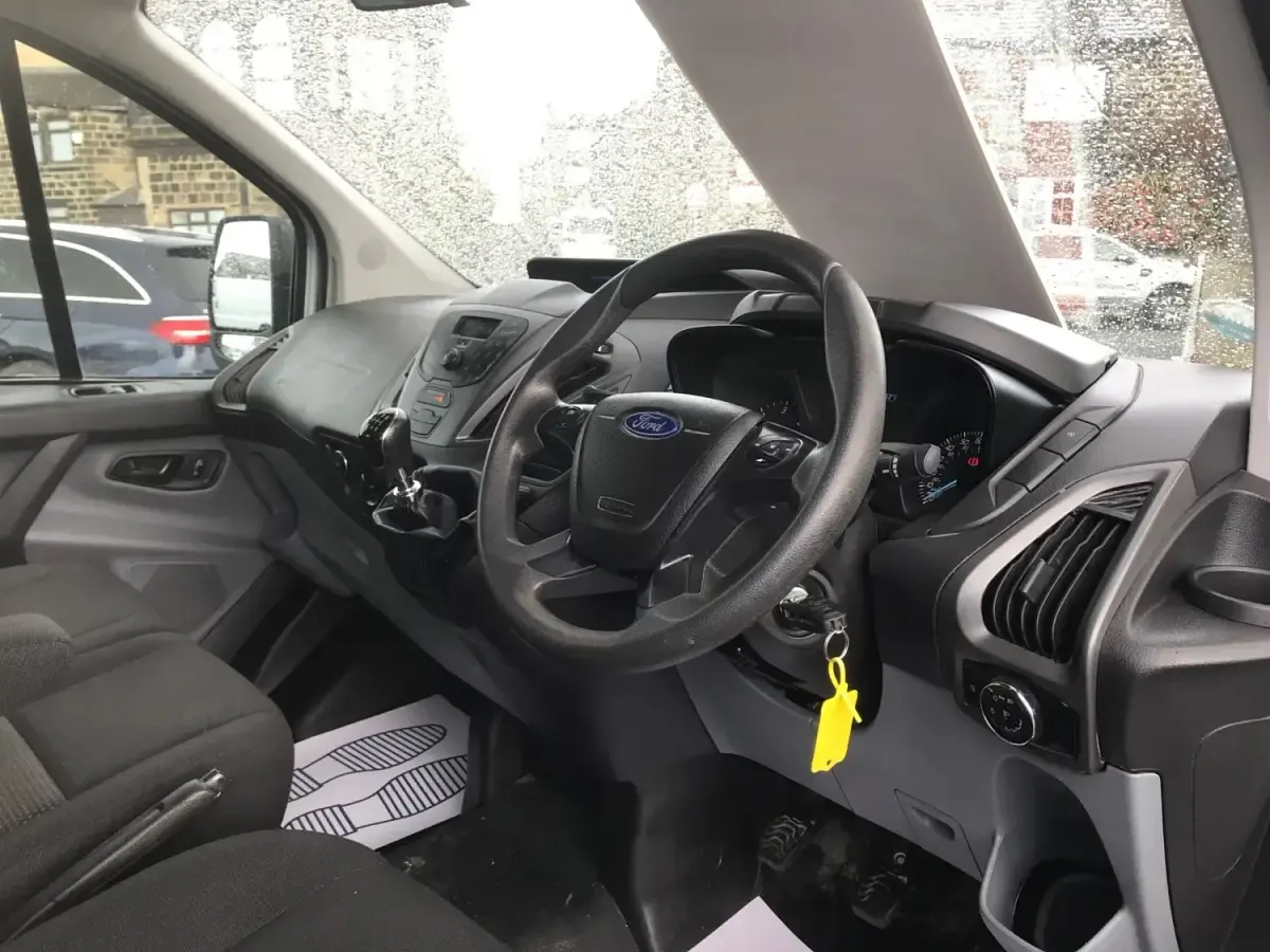 Usado Ford Transit Custom 100 HP (73 kW) 2014 Branco Carrinha