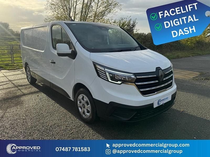 White Used 2024 Renault Trafic Business Van | £15,495 (Super price) - Image 1/4