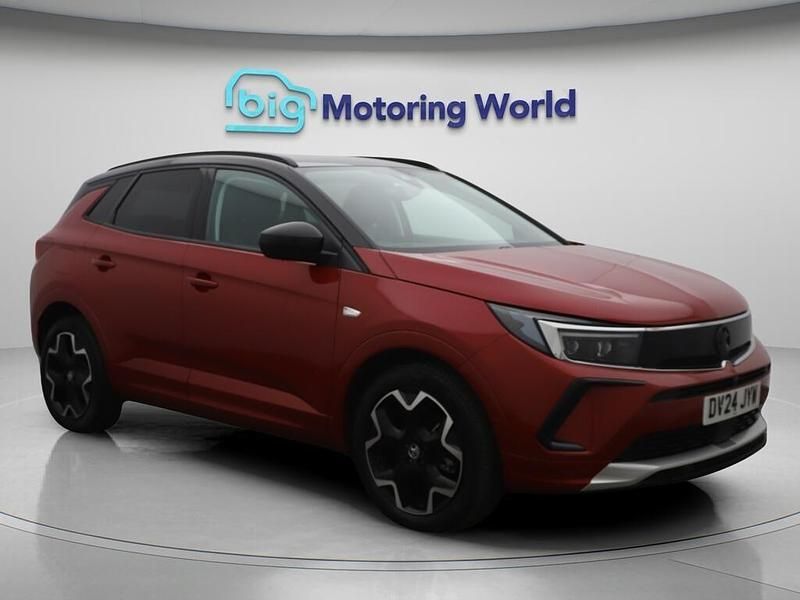 Red Used 2024 Vauxhall Grandland X Ultimate SUV | £21,600 (Fair price) - Image 1/4