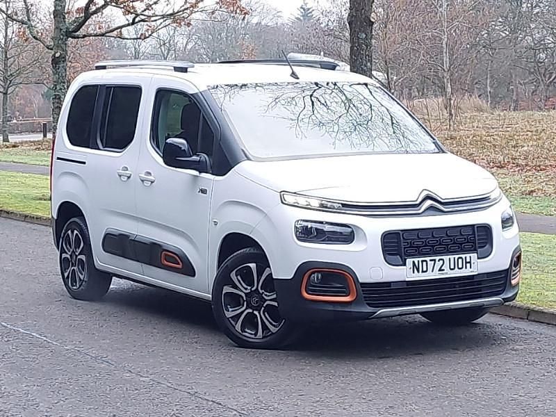White Used 2023 Citroën Berlingo XTR MPV | £18,798 (A bit pricey) - Image 1/4
