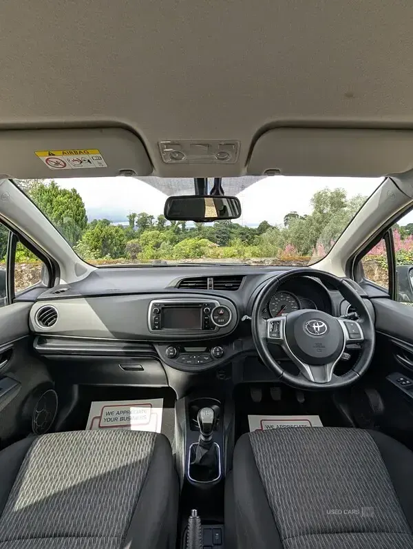 Used Toyota Yaris 2014 Silver Hatchback