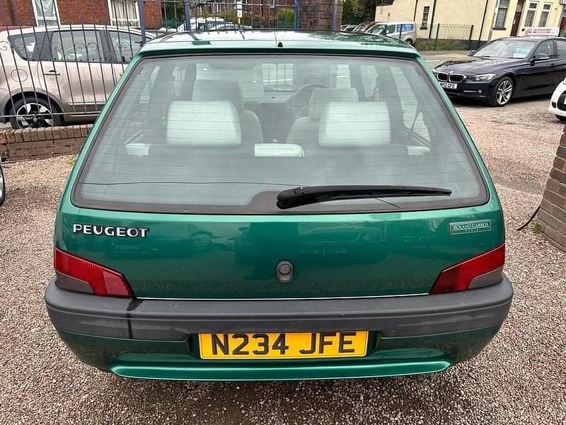 Used Peugeot 106 Roland Garros 75 HP (55 kW) 1995 Green Hatchback