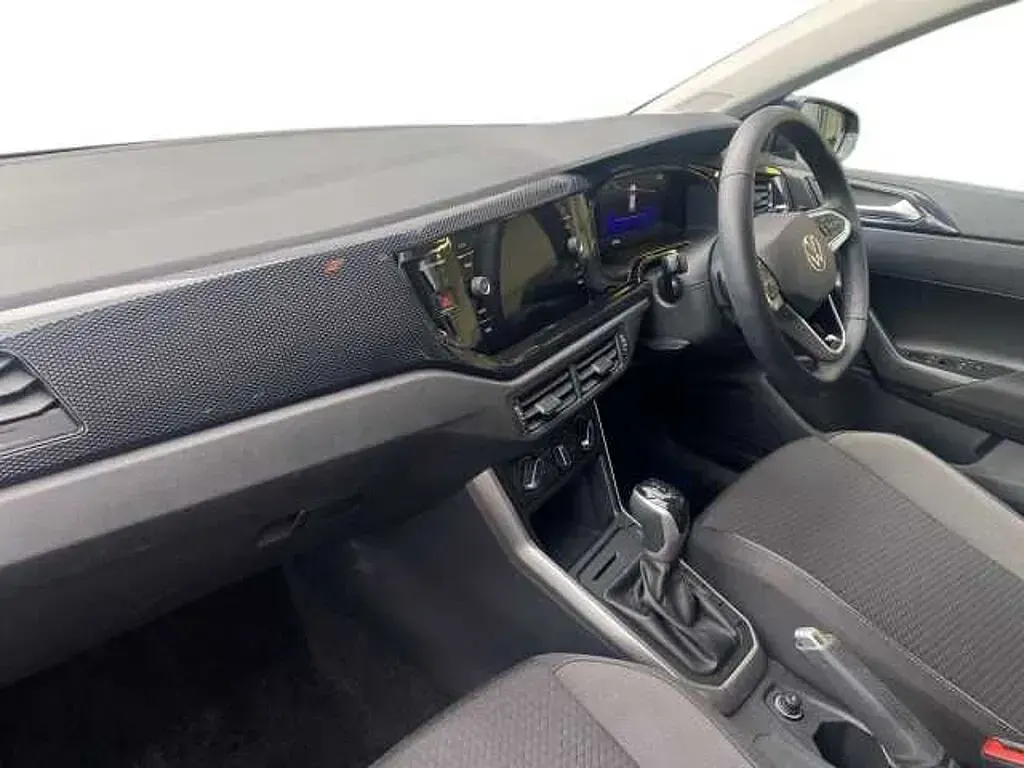 Used VW Polo 95 HP (69 kW) 2025 Hatchback