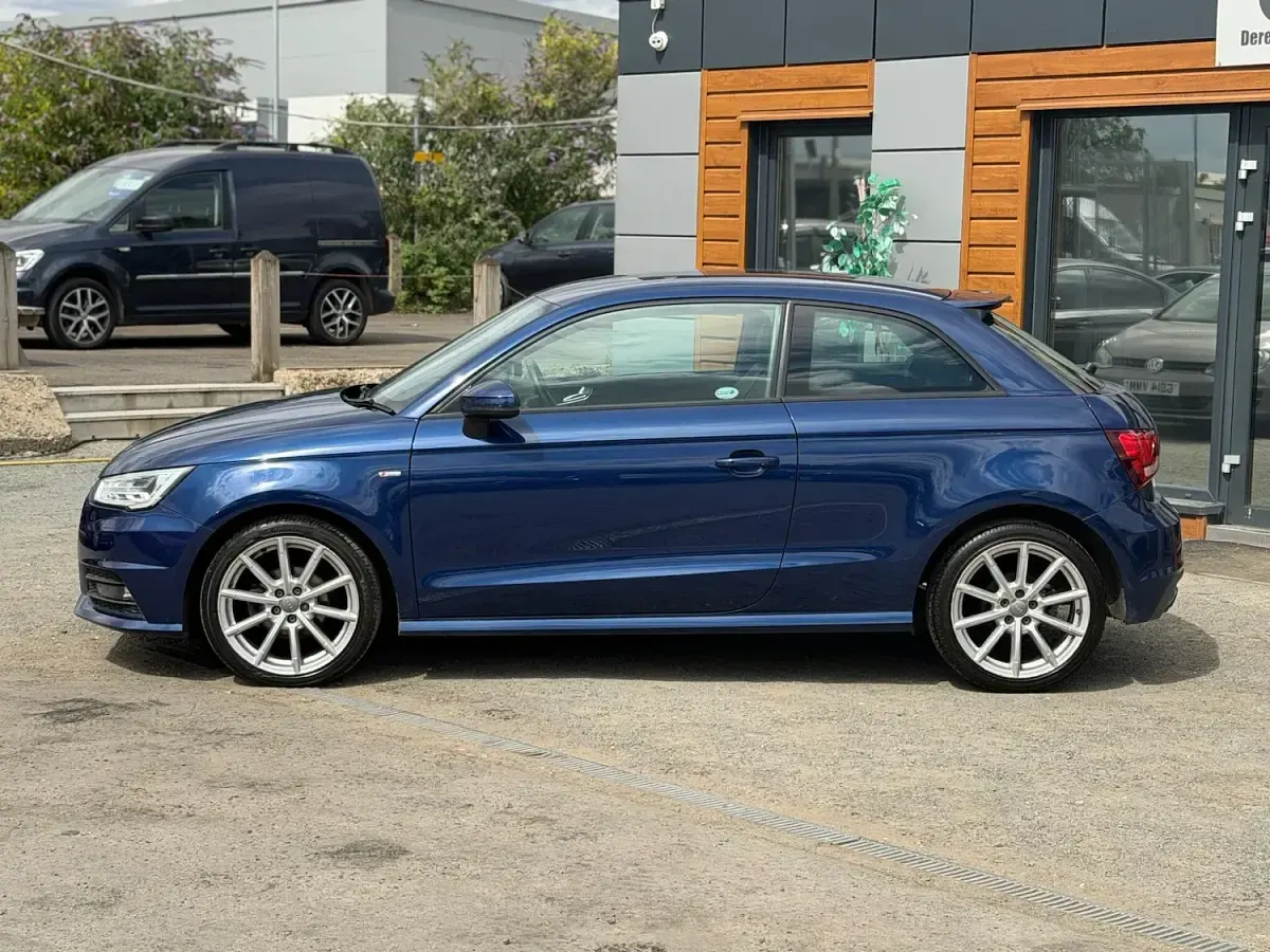 Used Audi A1 S-Line 95 HP (69 kW) 2018 Blue Hatchback