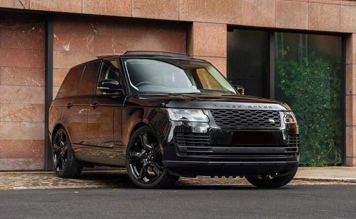 Black Used 2021 Land Rover Range Rover SUV | £47,950 (A bit pricey) - Image 1/4