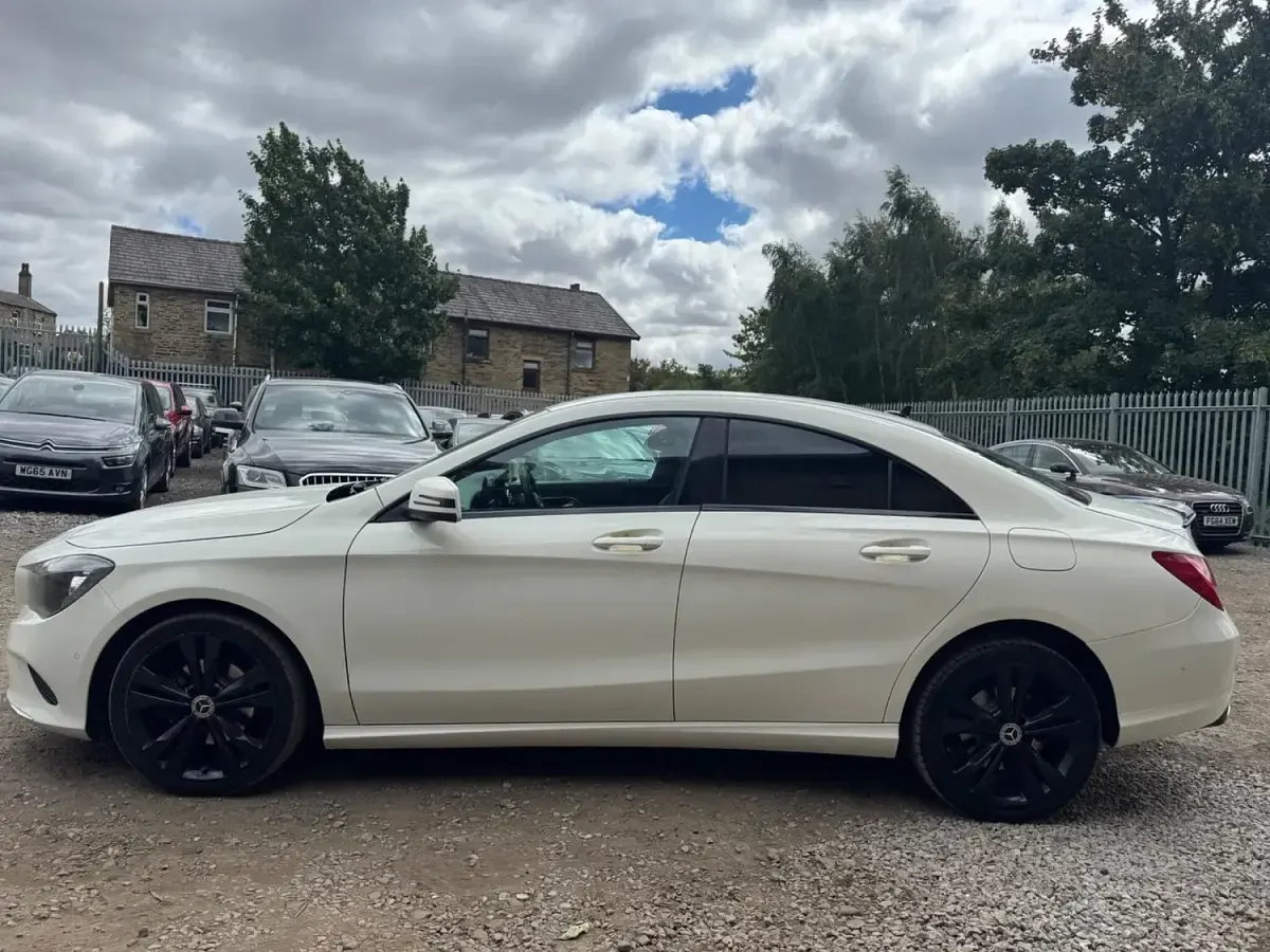 Used Mercedes CLA180 2017 White Coupe