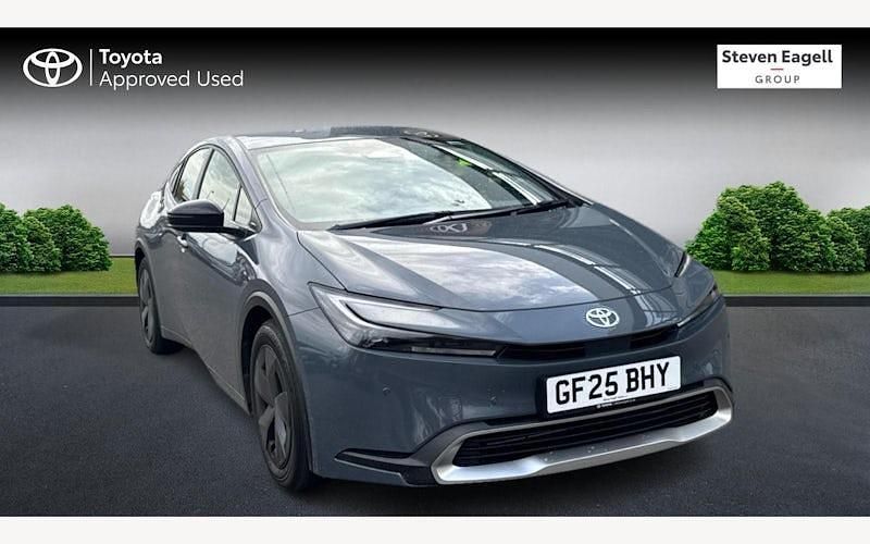 Used 2025 Toyota Prius Design Hatchback | £28,095 (A bit pricey) - Image 1/3