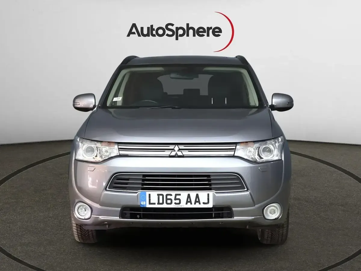 Used Mitsubishi Outlander P-HEV 2015 Grey Estate