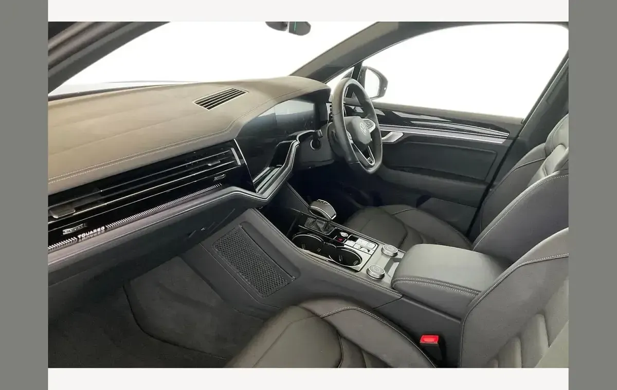 Used VW Touareg Black Edition 286 HP (210 kW) 2026 Blue SUV