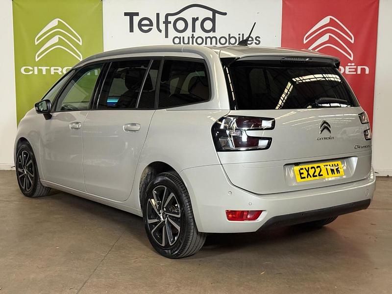 Brown Used 2022 Citroën C4 SpaceTourer Shine MPV | £22,795 (Expensive) - Image 1/4
