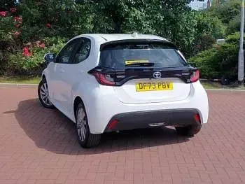 Used Toyota Yaris 116 HP (85 kW) 2024 White Hatchback