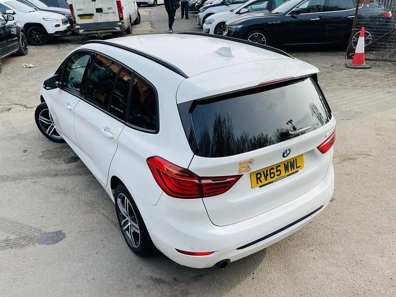 Used BMW 218 Sport Line 2015 White Estate