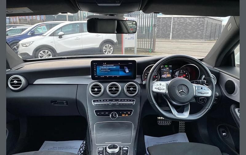 Used Mercedes C200 AMG line 180 HP (132 kW) 2019 White Coupe