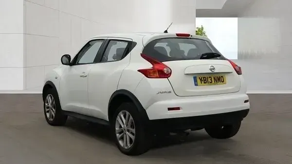Used Nissan Juke Acenta 117 HP (86 kW) 2013 White SUV